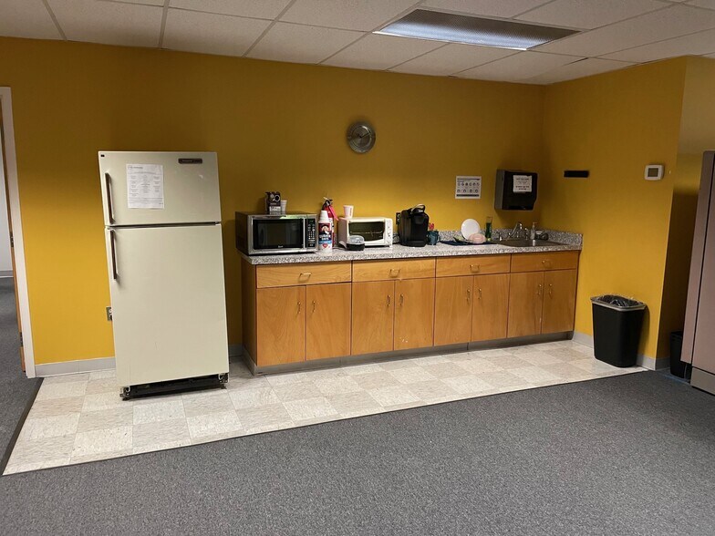 110 Vista Centre Dr, Forest, VA à louer - Photo intérieure – Image 3 sur 8
