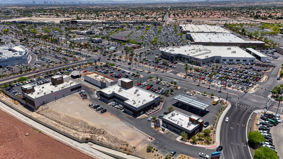 6450 Centennial Center Blvd, Las Vegas, NV à louer - Aérien – Image 2 sur 4