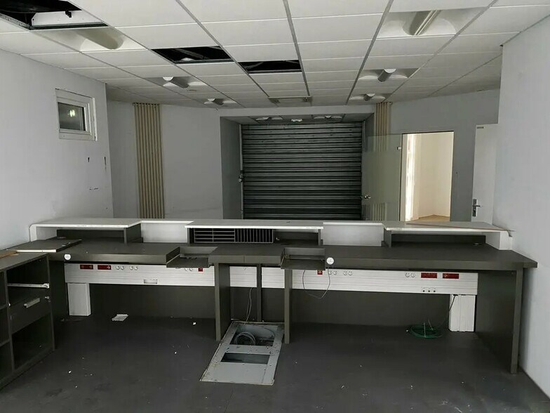 Local commercial dans Châlons-en-Champagne à vendre - Photo de l’immeuble – Image 2 sur 7