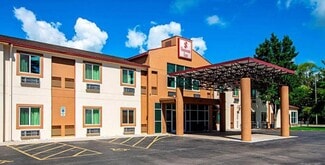 Plus de détails pour 1582 N US 31 Hwy, Traverse City, MI - Hôtellerie à vendre