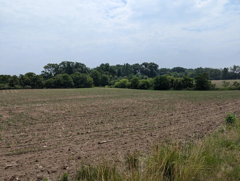 7998 E Grand River Ave, Portland, MI à vendre - Photo principale – Image 1 sur 15