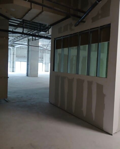 501 NE 31st St, Miami, FL à louer - Photo de l’immeuble – Image 3 sur 24