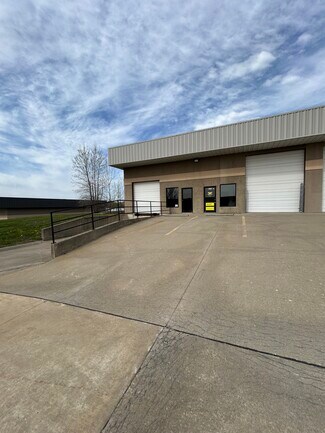 Plus de détails pour 1201-1221 NW Pamela Blvd, Grain Valley, MO - Industriel/Logistique à louer