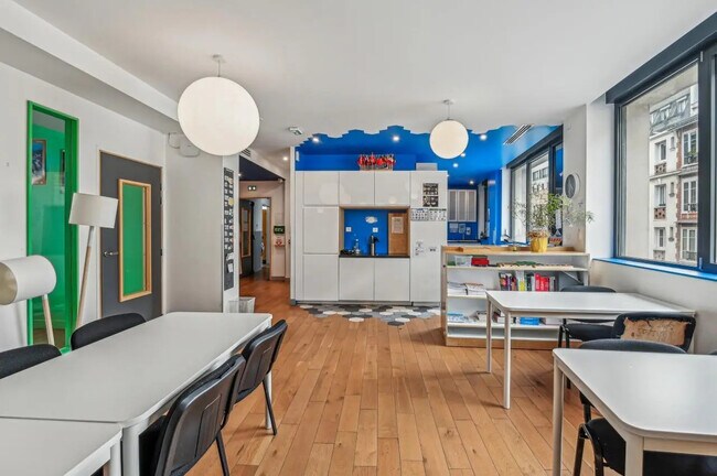 Plus de détails pour Bureau à vendre