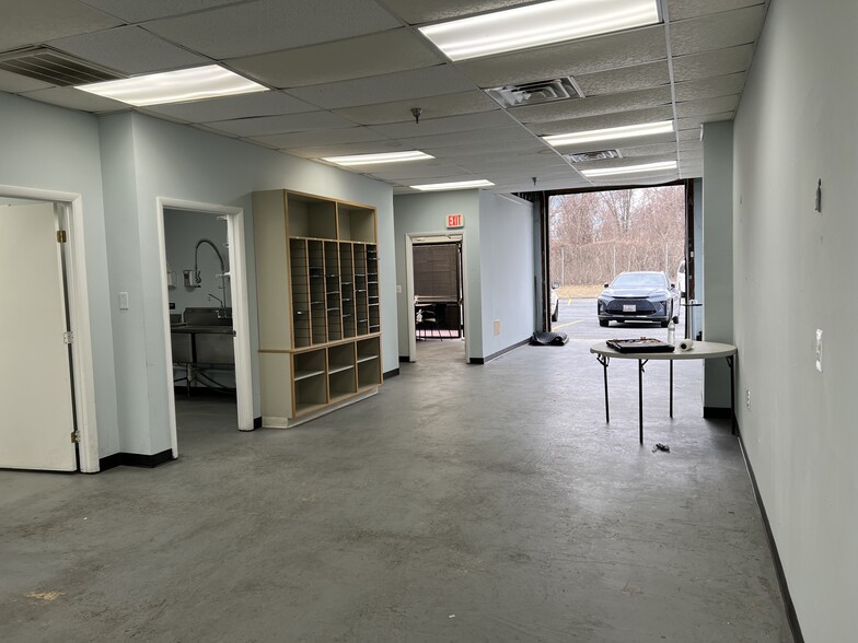 505 Hampton Park Blvd, Capitol Heights, MD à louer - Photo de l’immeuble – Image 3 sur 11