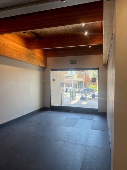 4370 Tujunga Ave, Studio City, CA à louer - Photo de l’immeuble – Image 3 sur 27