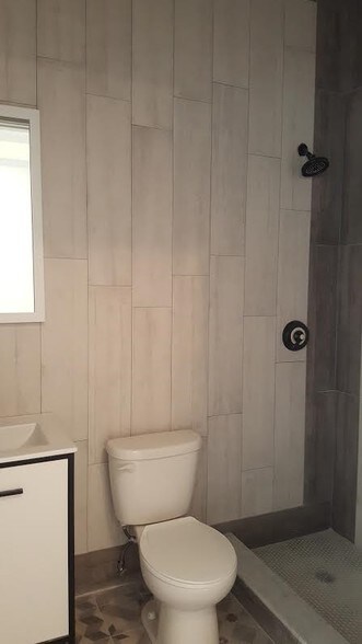 331 Melrose St, Brooklyn, NY à vendre - Photo de l’immeuble – Image 2 sur 15