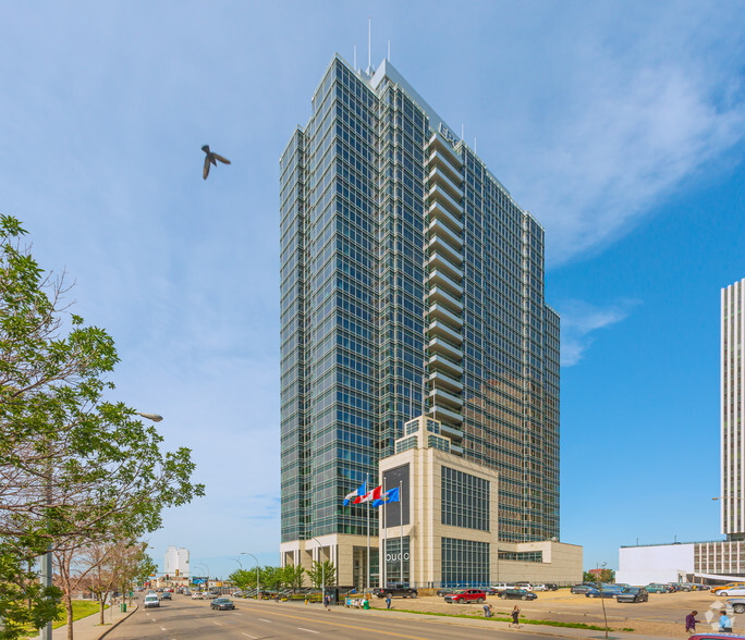 10423 101 St NW, Edmonton, AB à louer - Photo de l’immeuble – Image 2 sur 8