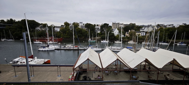 Local commercial dans Douarnenez à vendre - Photo de l’immeuble – Image 2 sur 8
