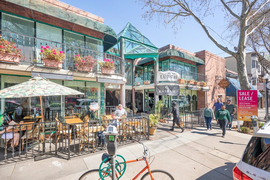 2115 J St, Sacramento, CA à louer - Photo principale – Image 1 sur 9
