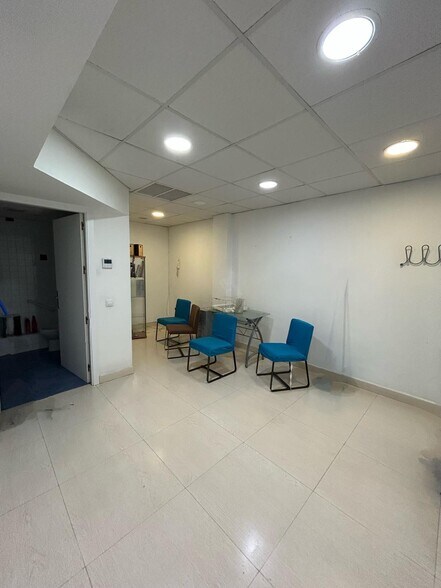 Avenida de Almogávares, 47, Córdoba, Córdoba à louer - Photo de l’immeuble – Image 3 sur 5