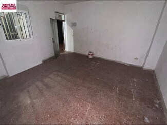 Plus de détails pour Local commercial à vendre
