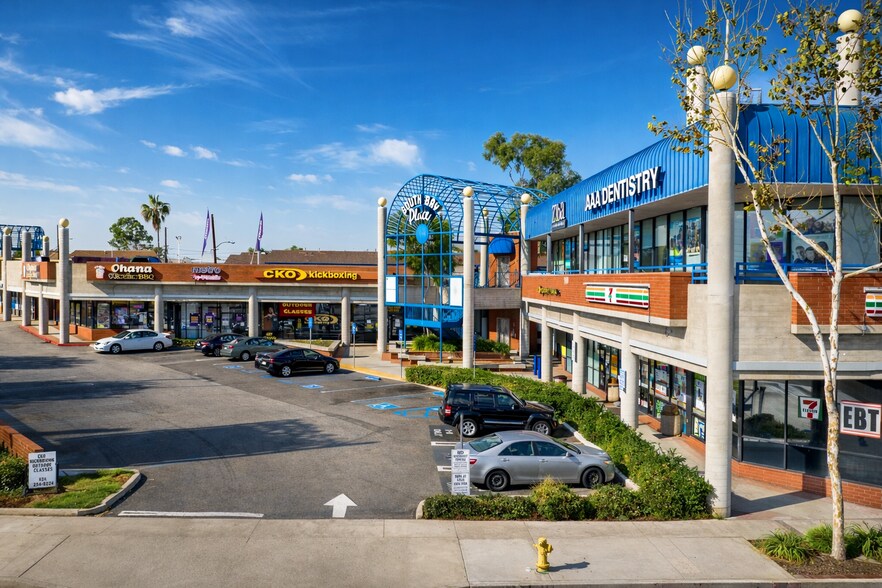 4401-4453 Redondo Beach Blvd, Lawndale, CA à louer - Photo de l’immeuble – Image 3 sur 12
