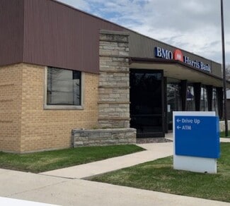 Plus de détails pour 1820 Wisconsin Ave, New Holstein, WI - Bureau/Local commercial à louer
