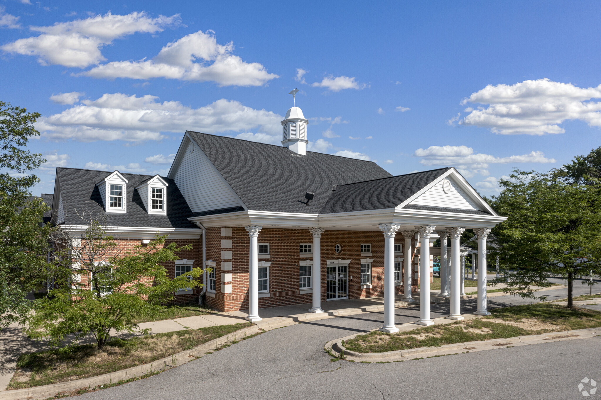 11360 Pembrooke Sq, Waldorf, MD à louer Photo de l’immeuble– Image 1 sur 63
