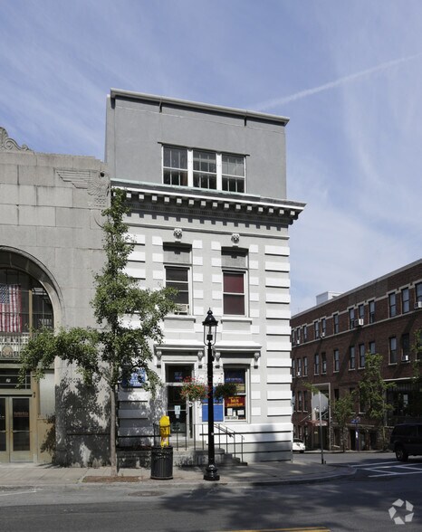 27 N Broadway, Tarrytown, NY à louer - Photo de l’immeuble – Image 2 sur 7