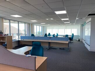 Plus de détails pour Church Rd, Haywards Heath - Bureau à louer