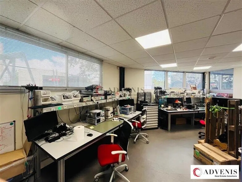 Bureau dans Gradignan à louer - Photo intérieure – Image 3 sur 12