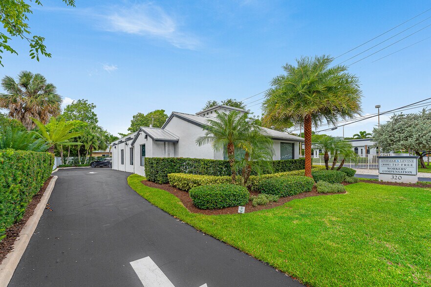 320 Davie Blvd, Fort Lauderdale, FL à vendre - Photo de l’immeuble – Image 3 sur 18