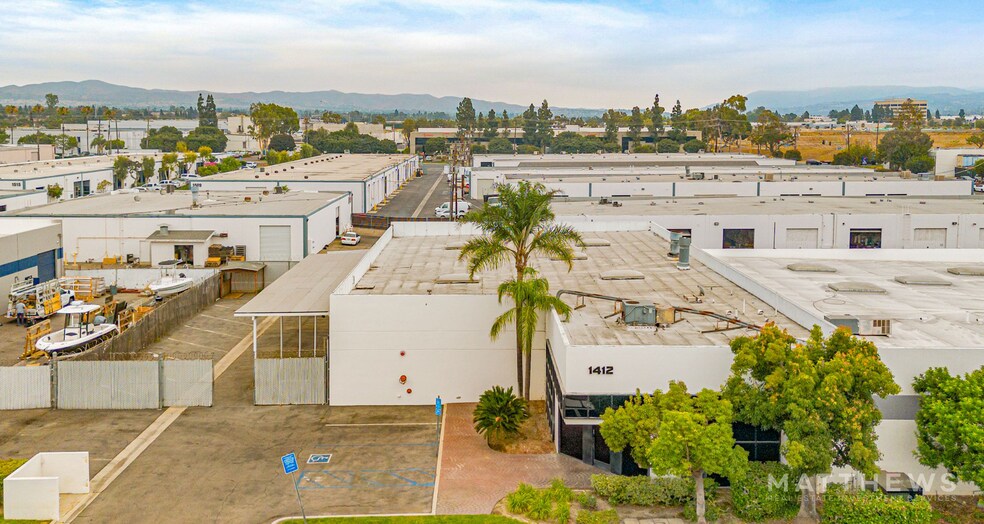 1412 N Hundley St, Anaheim, CA à louer - Photo de l’immeuble – Image 1 sur 3