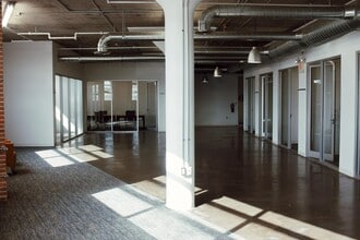 500 W Overland Ave, El Paso, TX à louer Photo intérieure– Image 1 sur 3