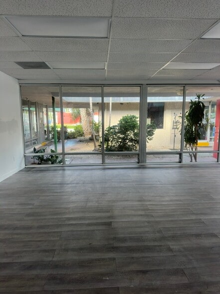 3000 E Commercial Blvd, Fort Lauderdale, FL à louer - Photo intérieure – Image 3 sur 10