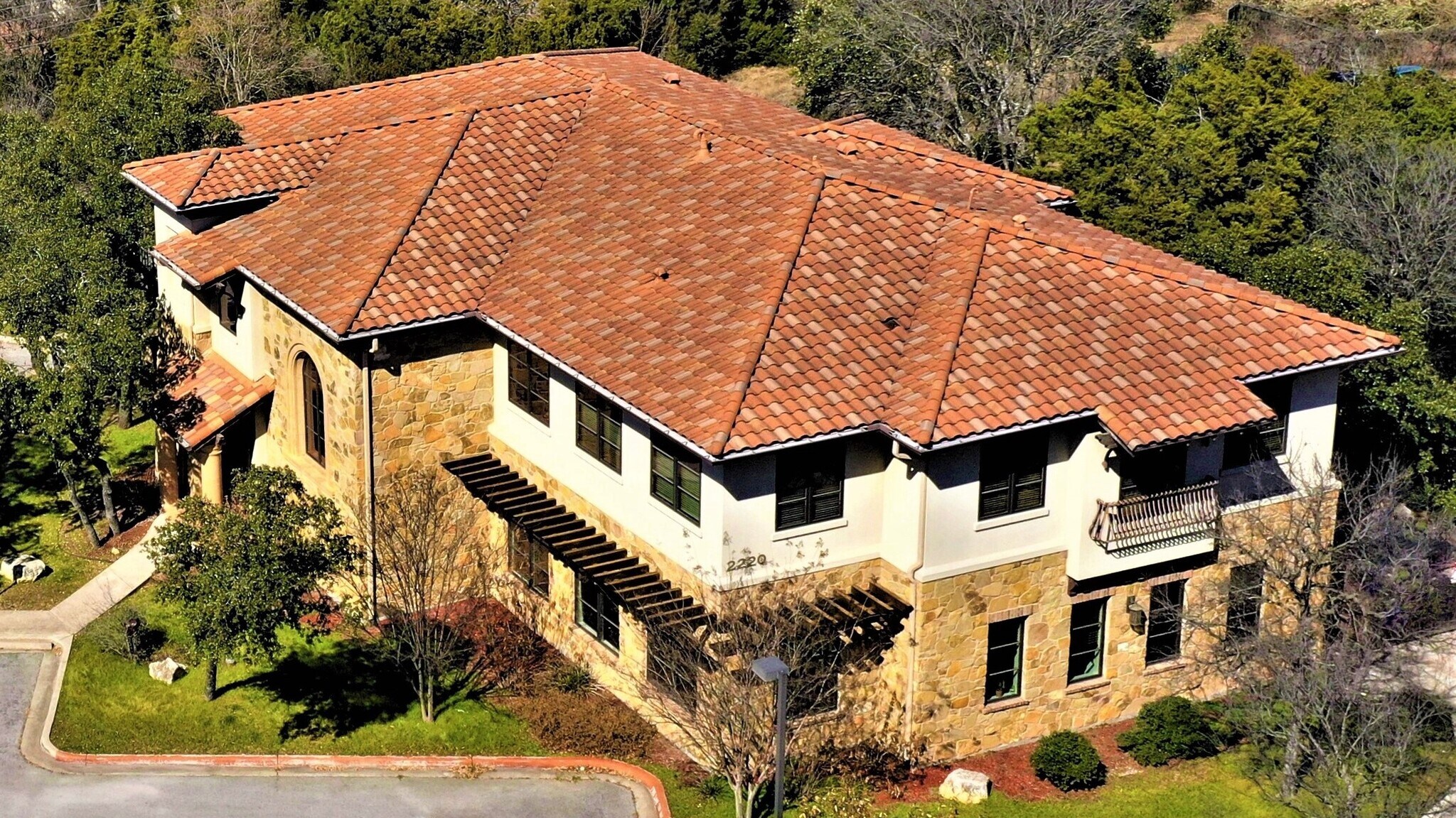 2220 Lakeway Blvd, Austin, TX à vendre Photo de l’immeuble– Image 1 sur 10