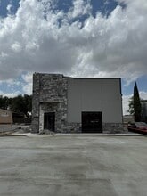2141 E 8th St, Odessa, TX à louer Photo de l’immeuble– Image 1 sur 1