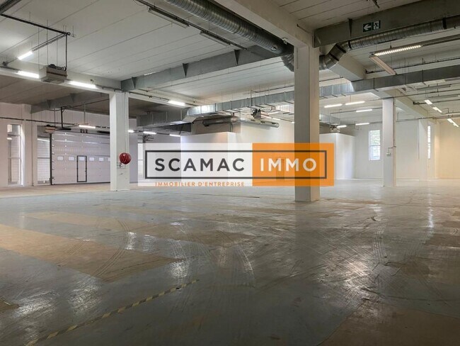Plus de détails pour Industriel/Logistique à louer
