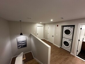 4 Oxford Rd, Milford, CT à louer Photo intérieure– Image 2 sur 20