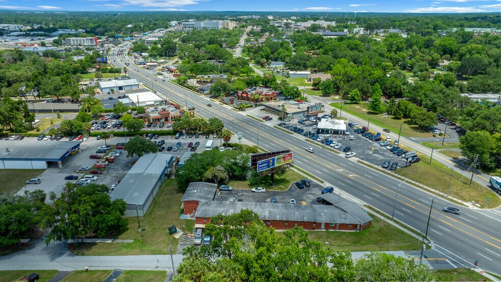2210 S Pine Ave, Ocala, FL à vendre - Photo de l’immeuble – Image 2 sur 24