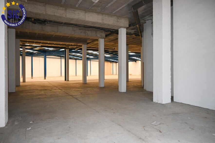 Industriel/Logistique dans Xirivella, Valencia à vendre - Photo intérieure – Image 2 sur 34