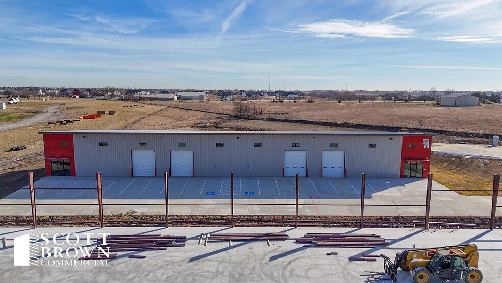 8137 Florance Rd, Justin, TX à louer - Photo de l’immeuble – Image 2 sur 8