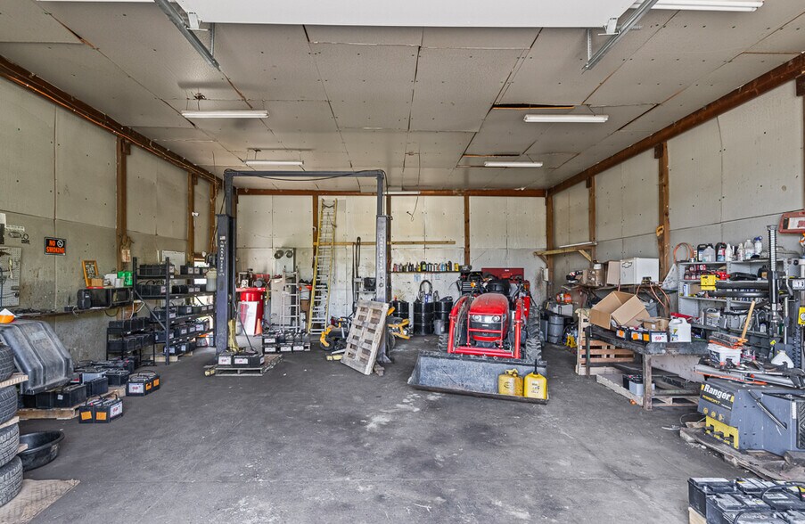 Lincoln Street Southeast, Minerva, OH à vendre - Photo de l’immeuble – Image 2 sur 30