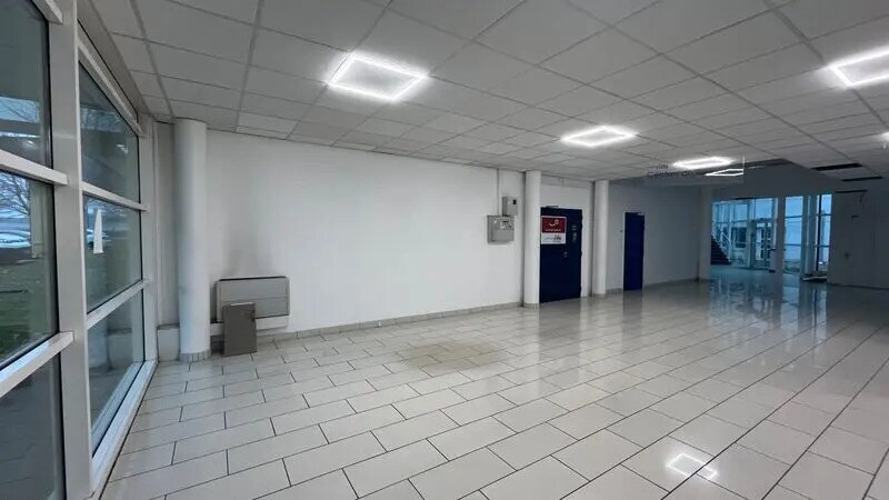 Bureau dans Semoy à louer - Photo intérieure – Image 2 sur 15