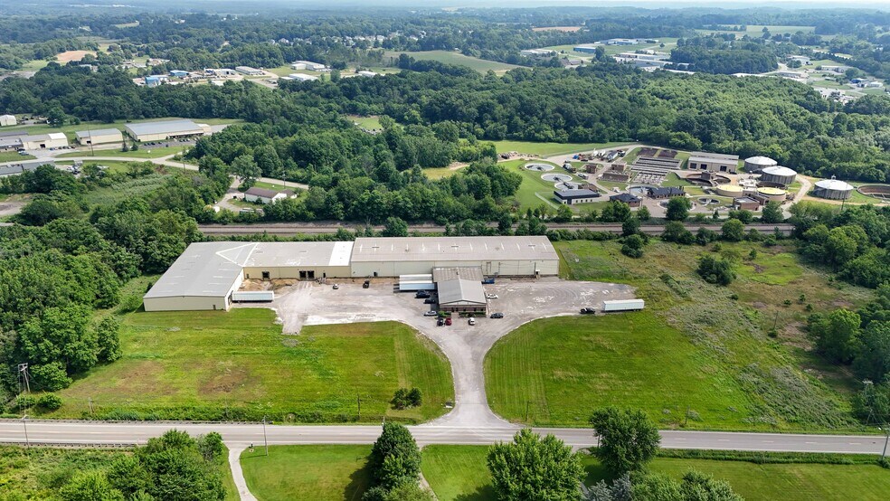 964 Benton Rd, Salem, OH à vendre - Photo de l’immeuble – Image 1 sur 14