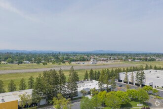 2331 Circadian Way, Santa Rosa, CA - Vue aérienne  vue de carte - Image1