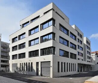 Plus de détails pour 47 Cours Tolstoï, Villeurbanne - Bureau, Local d'activités à louer