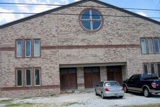 2704 30th Ave, Tuscaloosa, AL à louer Photo intérieure– Image 2 sur 3