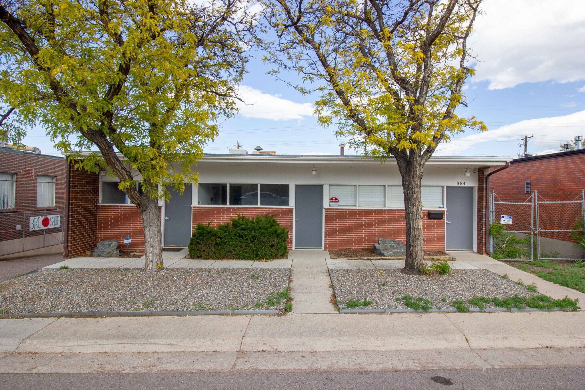 882-884 S Lipan St, Denver, CO à louer Photo de l’immeuble– Image 1 sur 4