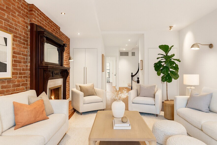 860 Lexington Ave, New York, NY à vendre - Photo de l’immeuble – Image 2 sur 18