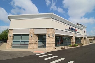 Plus de détails pour 4950-4990 Harlem Rd, Amherst, NY - Local commercial à louer