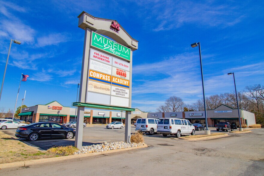 1150 N Museum Rd, Conway, AR à louer - Photo de l’immeuble – Image 2 sur 2