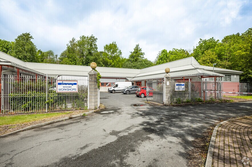 Leeward Rd, Preston à louer - Photo principale – Image 1 sur 5