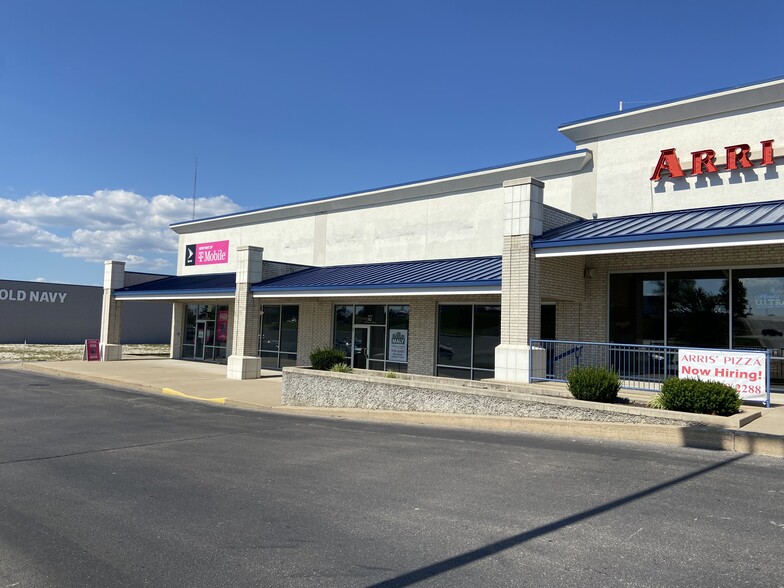 3870-3992 Jr Prewitt Pky, Osage Beach, MO à louer - Photo de l’immeuble – Image 3 sur 3
