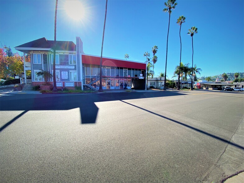 8415 La Mesa Blvd, La Mesa, CA à vendre - Photo de l’immeuble – Image 2 sur 11