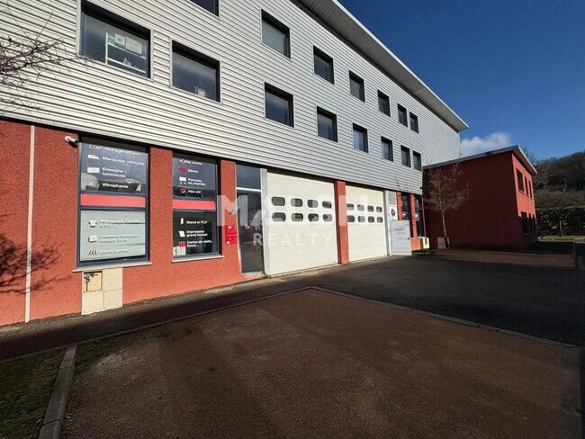 Plus de détails pour Local d’activités à vendre