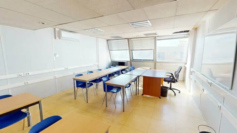 Bureau dans Nice à louer - Photo de l’immeuble – Image 2 sur 8