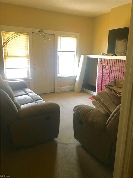 11725 Union Ave, Cleveland, OH à vendre - Photo intérieure – Image 2 sur 9