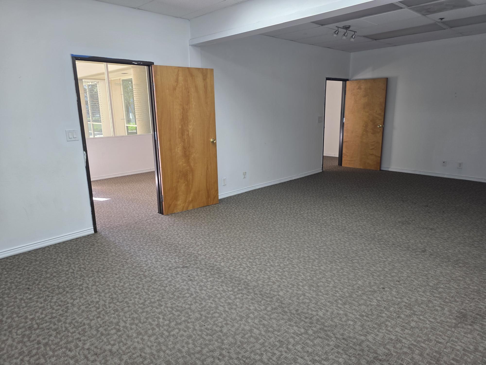 9253 Hermosa Ave, Rancho Cucamonga, CA à louer Photo intérieure– Image 1 sur 7